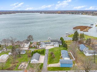 54600 Adams Ave, Eau Claire, MI 49111