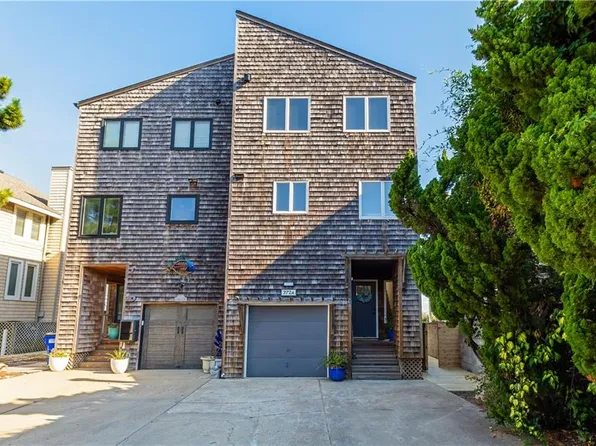 9724 12th View St, Norfolk, VA 23503