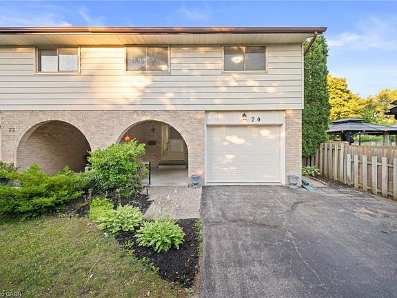3rd image of 20 Highcroft Ct
