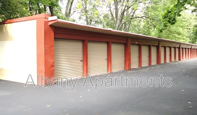 80 Whitehall Rd #9 — Photo 6