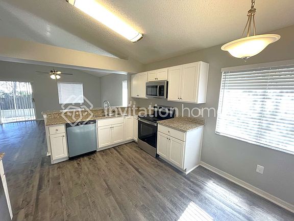 4th image of 1620 Weaver Dr