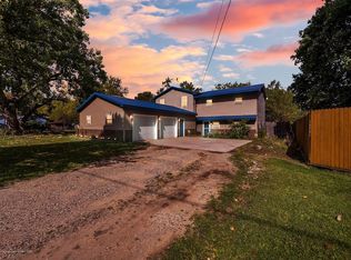 2220 Dunlap St, Lansing, MI 48911