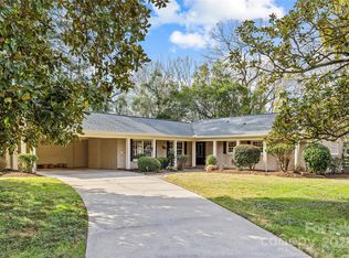 6014 Glenridge Rd, Charlotte, NC 28211