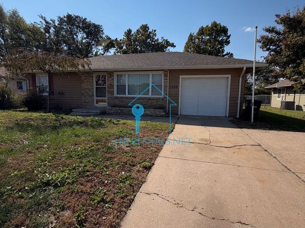 1359 Lawndale Ave
