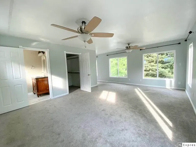 612 N 860 W — Photo 8