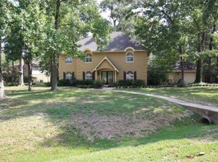 115 Magnolia Bnd, New Caney, TX 77357