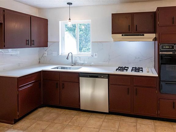 3rd image of 14444 Foxgate Ct