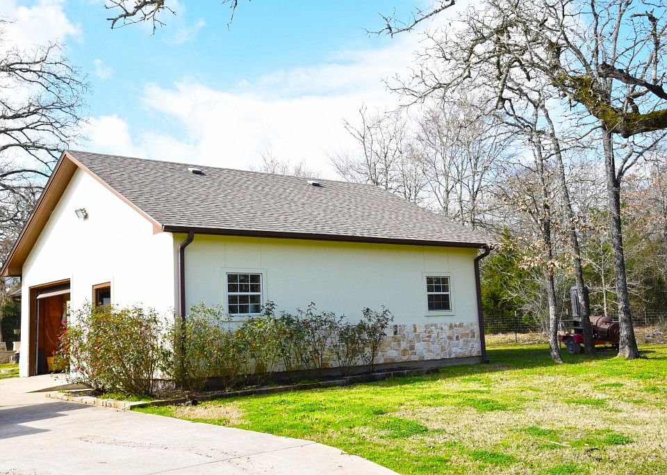 2nd image of 342 Teal Lake Dr