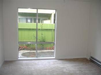 1st image of 260 Industrial Pkwy APT 33