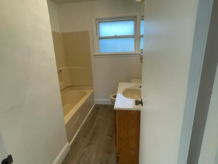 3426 Lee Hwy — Photo 4