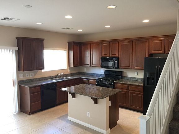 3rd image of 8448 Lucero Ave