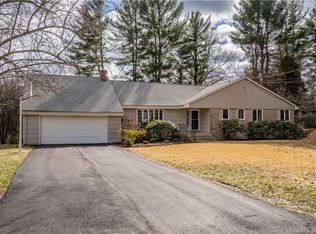 43 Kirkwood Rd, West Hartford, CT 06117