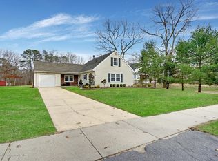 69 Butterfly Rd, Jackson, NJ 08527