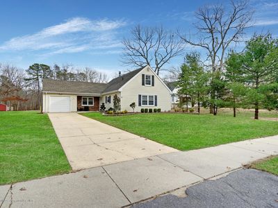 69 Butterfly Rd, Jackson, NJ, 08527