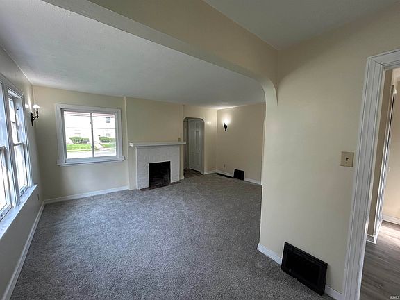 4th image of 3705 Gaywood Dr