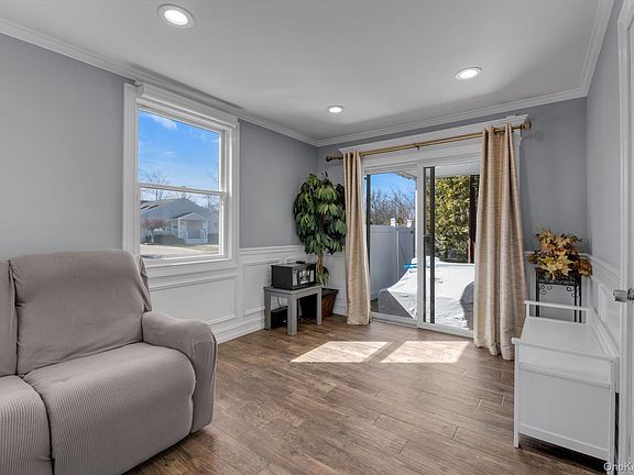 5th image of 1160 Bellmore Road