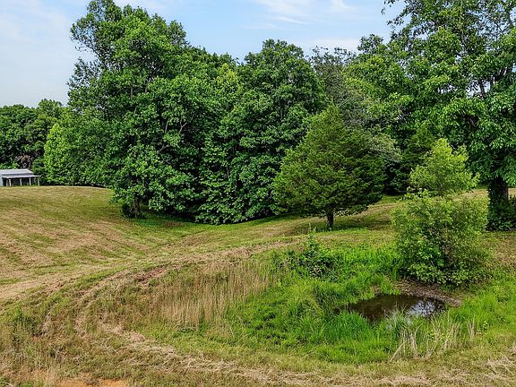 2nd image of 744 King Ridge Rd Lot 2