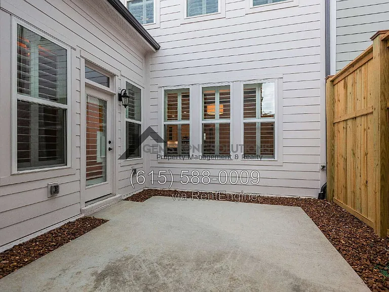 3006 Hathaway St — Photo 30