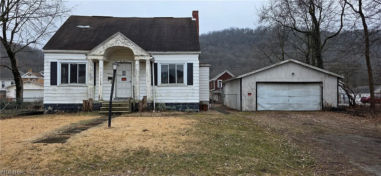 1011 Grant St photo 1