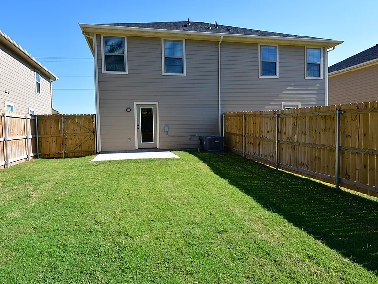 237 W Forest Ave — Photo 6
