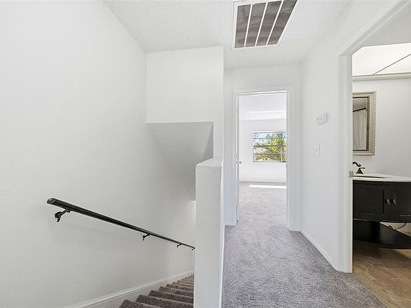 4th image of 2131 Ridge Rd S APT 105