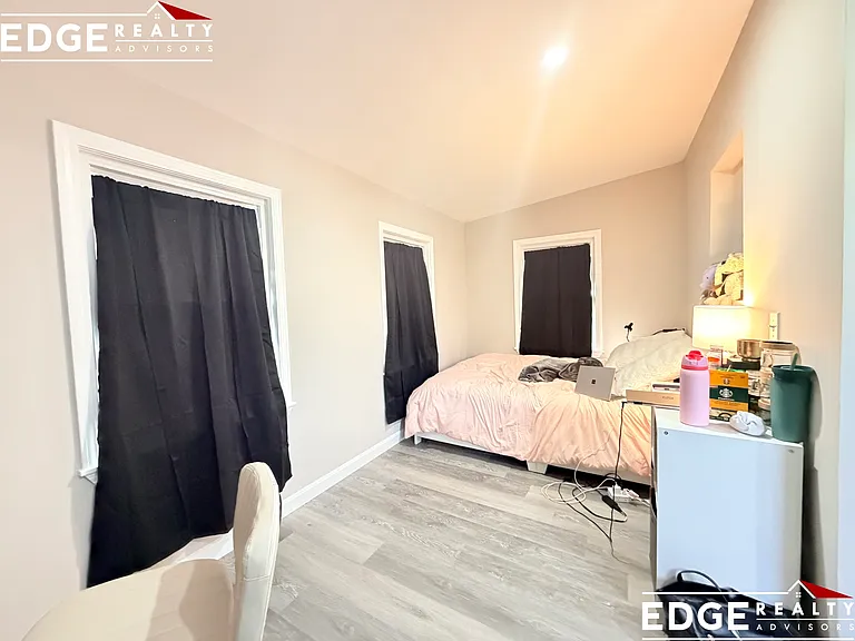 16 Long Ave #2 — Photo 8