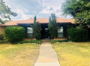 2113 Kings Rd, Carrollton, TX 75007