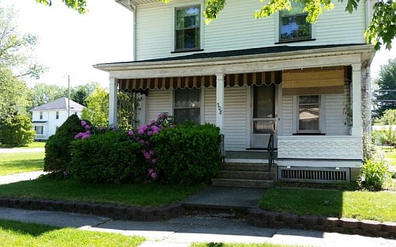 2nd image of 708 Prospect St