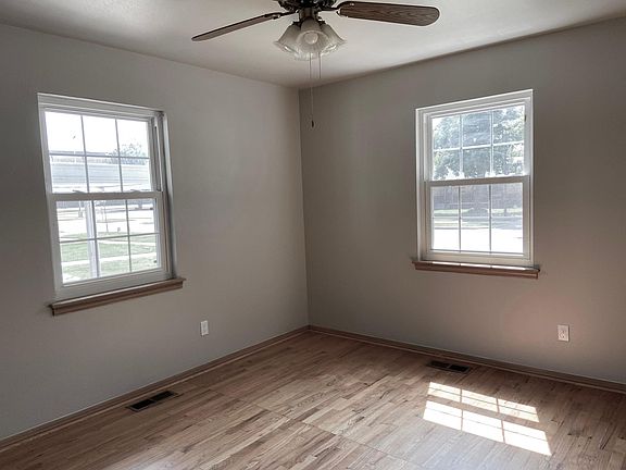 Bedroom #1 (180 sf)