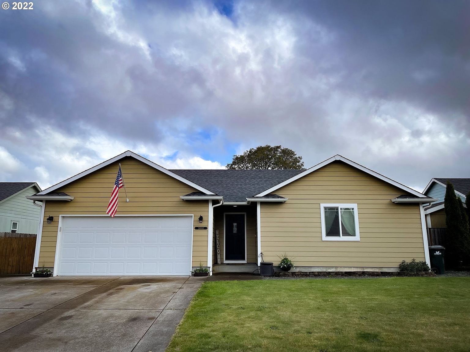 24882 Kingpin Loop, OR 97487 Zillow