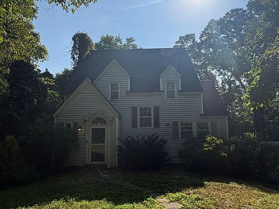 2nd image of 783 Sanders Rd