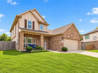 1728 Wandering Hills Rd, Conroe, TX 77304