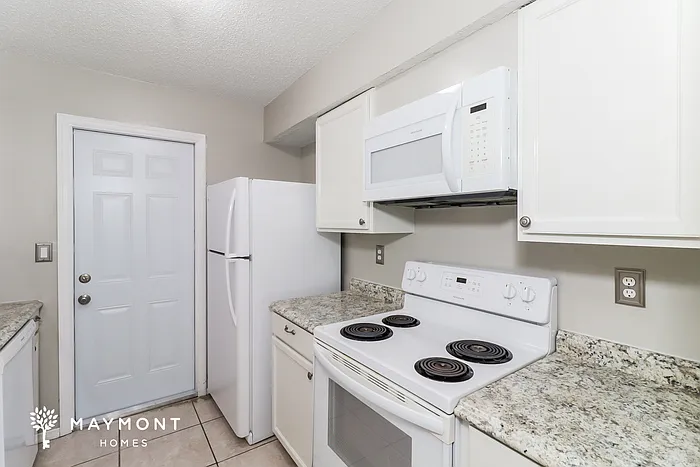 11303 Redgate St — Photo 8