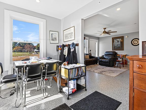 3rd image of 14 Thistle Drive #2