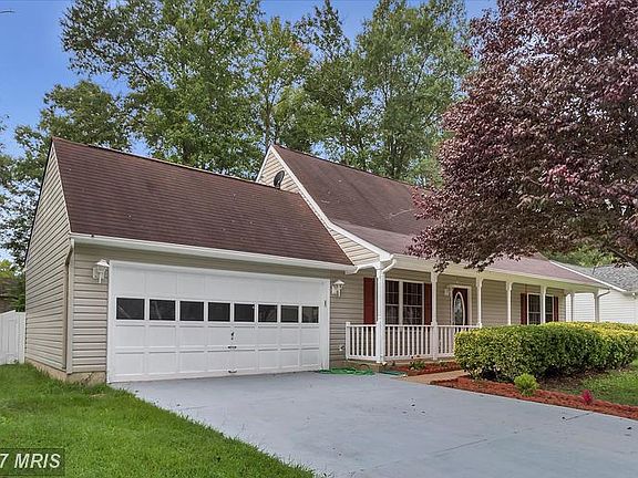 2 Car Attached Garage