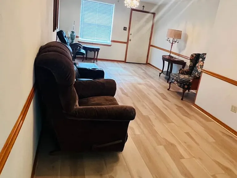 579 Dover Ln #1 — Photo 5