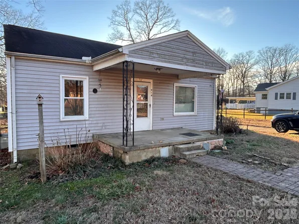 914 Linwood Rd, Kings Mountain, NC 28086