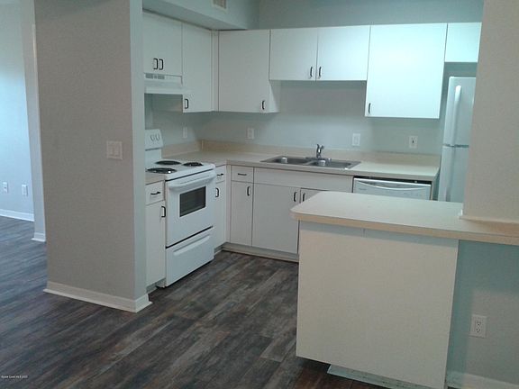 5th image of 1810 Long Iron Dr APT 304