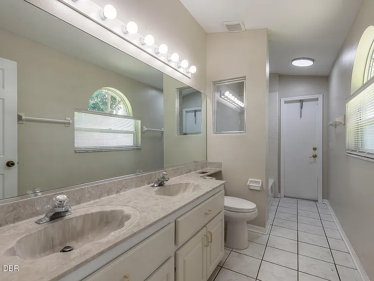 109 Brookhollow Cir — Photo 23