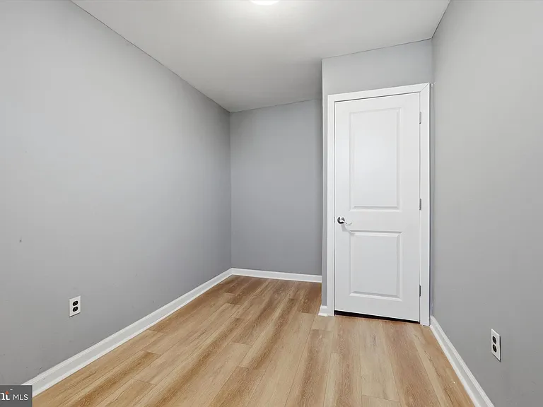 2625 Manton St — Photo 12