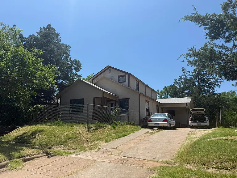 1506 Travis St #2 — Photo 7