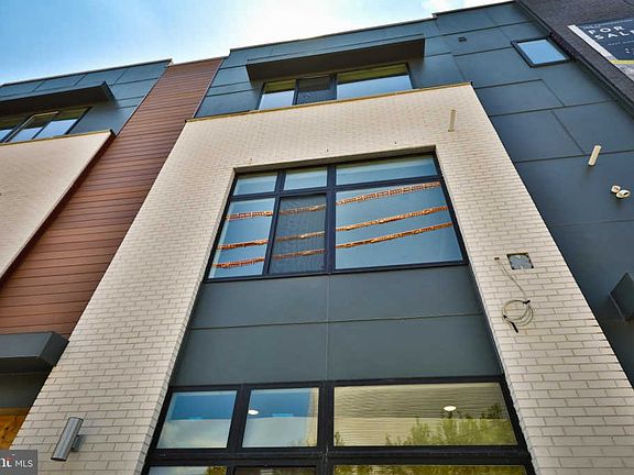 3rd image of 518 W Montgomery Ave Unit 4