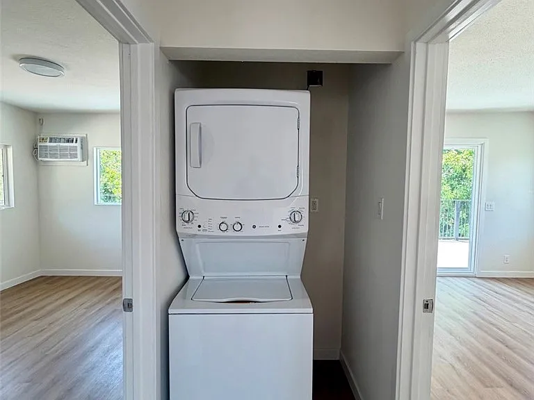 1550 N Avenue 45 — Photo 17