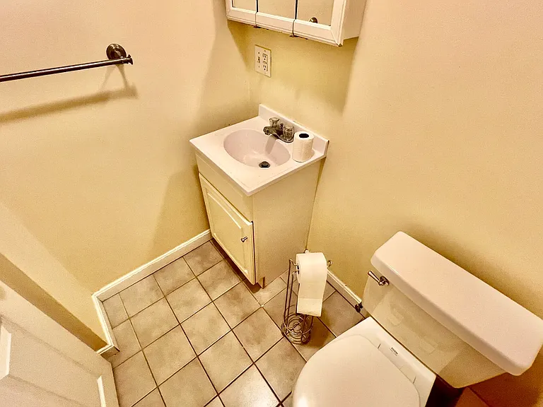 108 Myrtle St #A — Photo 9