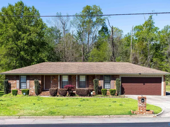 3118 57th Ct, Tuscaloosa, AL 35401