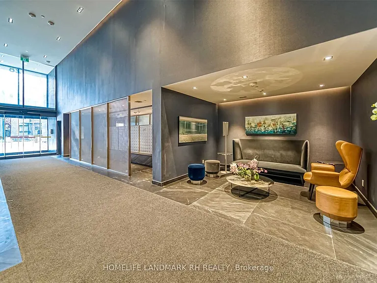 28 Wellesley St E #2204 — Photo 13