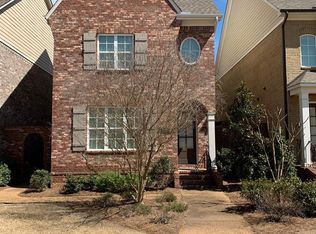 2413 Holcomb St, Oxford, MS 38655
