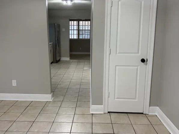 (undisclosed Address), New Orleans, LA 70122