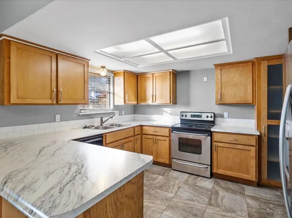 8800 NW 92nd St, Oklahoma City, OK 73132