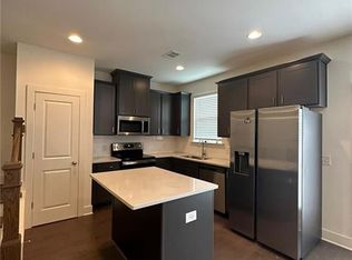 6433 Scudders Dr, Lithonia, GA 30058